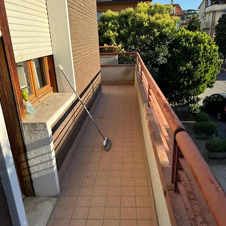 Casa Vacanze Lorenzo Apartament Pesaro